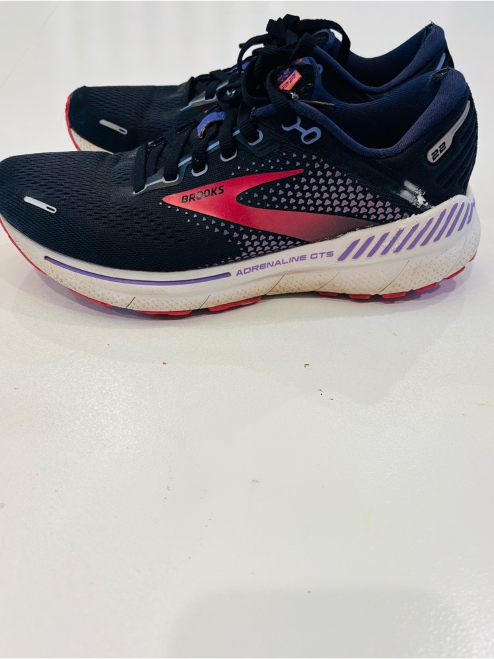 Brooks Women's Navy Running Shoes with Pink and Purple Accents size 8 - Picture 6 of 10